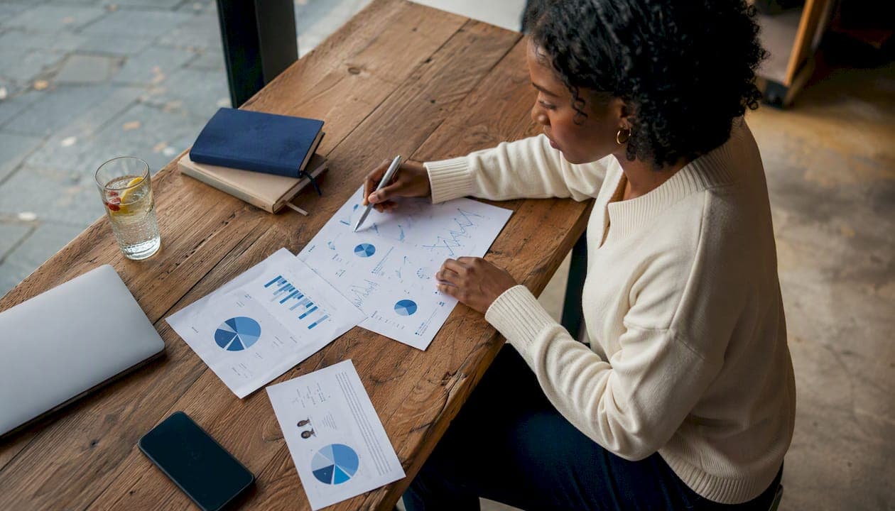 Best Influencer Analytics Tools for Founders & Growth Marketers